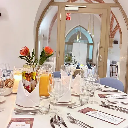 Old Town Haston Aparthotel Wroclaw