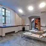 Апарт-отель Old Town Haston 4*
