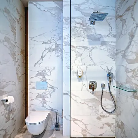 アパートホテル Old Town Haston 4*