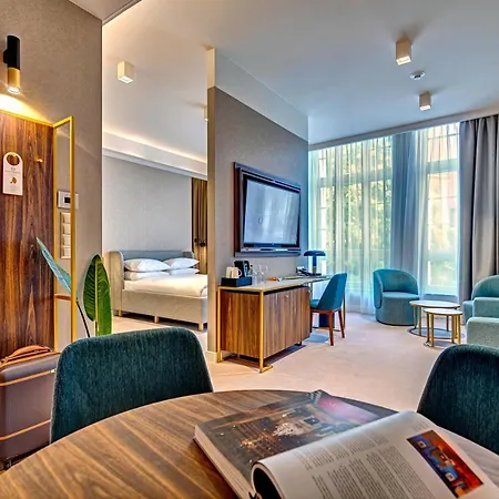Old Town Haston 3* Wroclaw