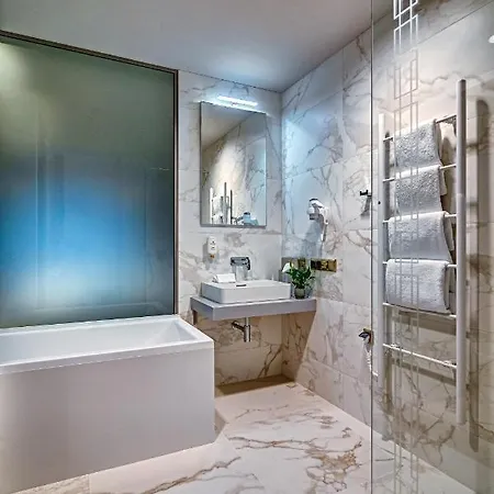 Old Town Haston Apart Otel