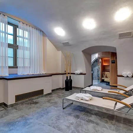 Appart hôtel Old Town Haston 4*