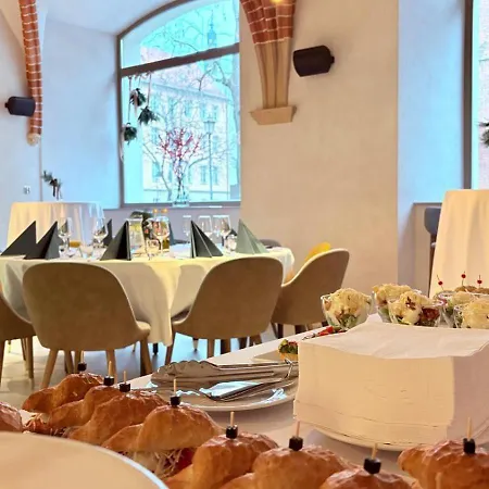 Appart hôtel Old Town Haston 4*