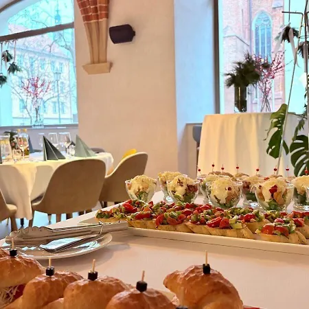 Old Town Haston Apartahotel Breslavia