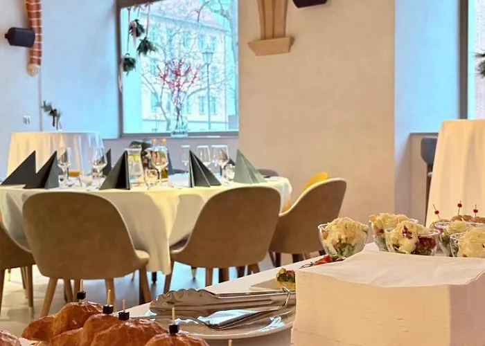 Hotel apartamentowy Old Town Haston 4*